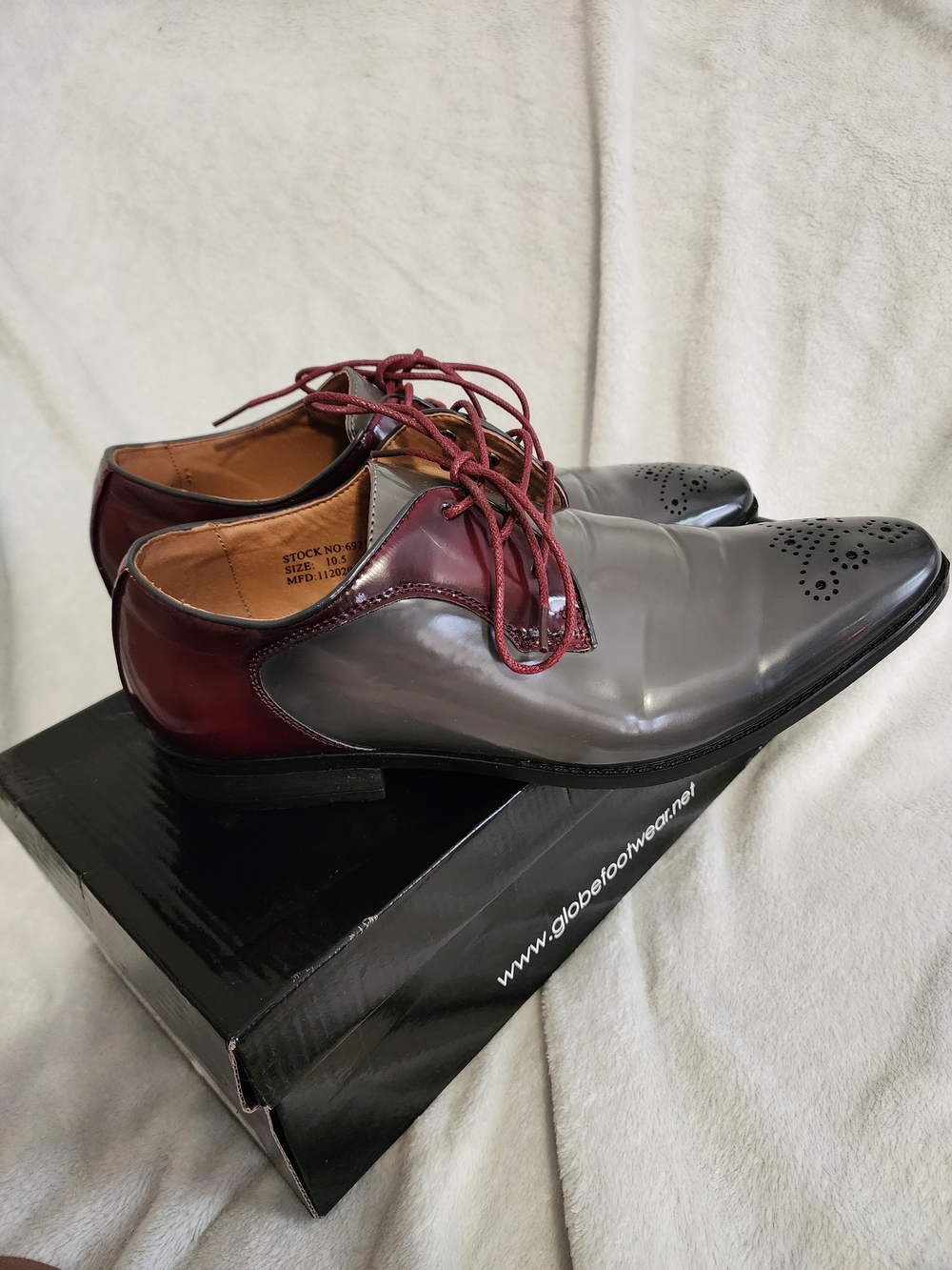 Men's Two-Tone Grey and Burgundy Lace-Up Dress Oxfords